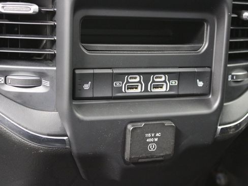 Used 2022 RAM 2500 Laramie image 13