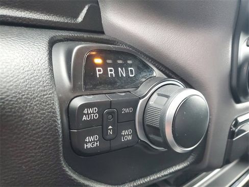 Used 2021 RAM 1500 Big Horn image 32