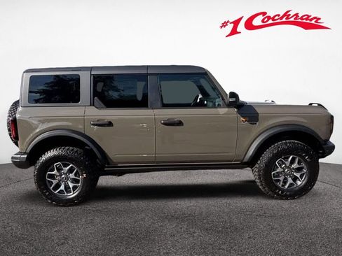 New 2025 Ford Bronco Badlands AWD/4WD image 6