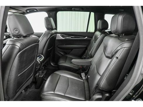 Certified 2024 Cadillac XT6 Premium Luxury AWD/4WD image 30