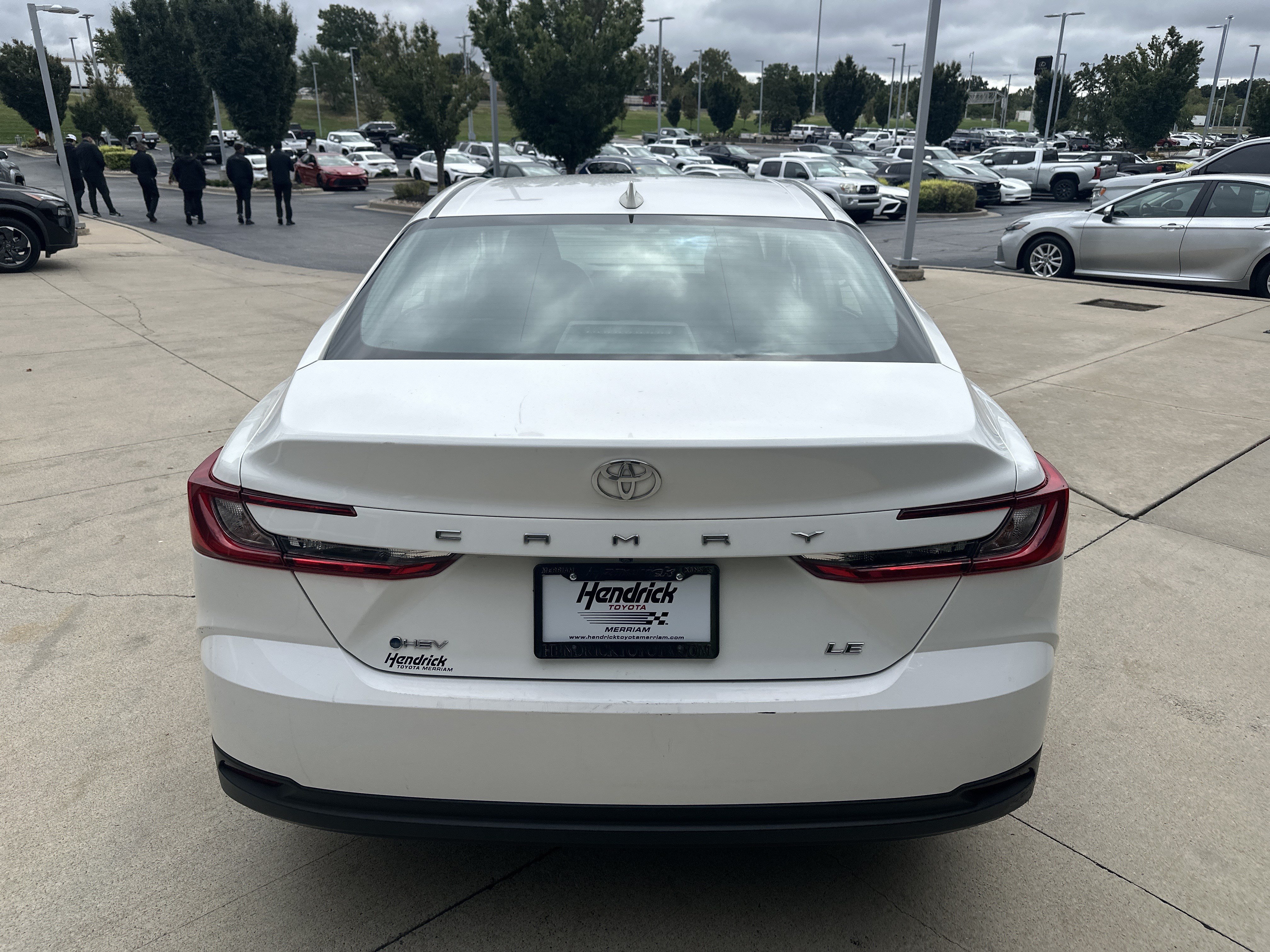 Used 2025 Toyota Camry LE FWD image 8