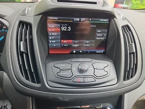 Used 2014 Ford Escape SE w/ Equipment Group 201A FWD image 14