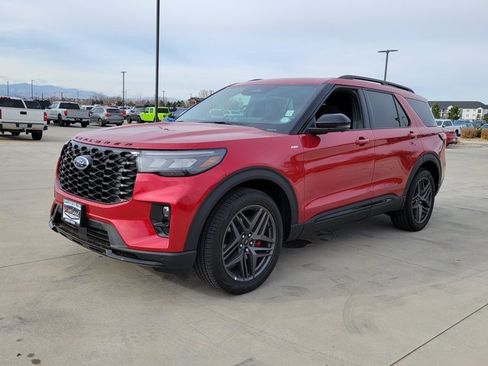 New 2026 Ford Explorer ST-Line w/ ST-Line Street Pack image 4