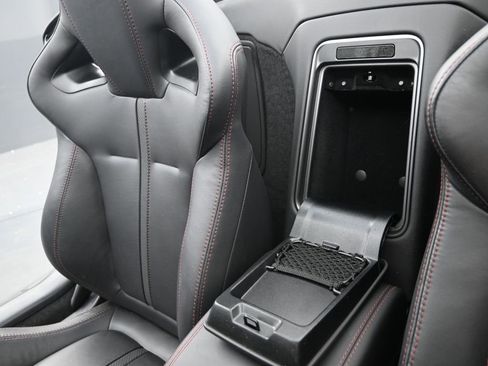 Used 2017 Jaguar F-TYPE R image 25