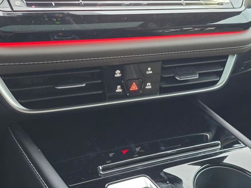 New 2026 Volkswagen Atlas SEL image 28