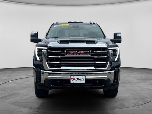 New 2026 GMC Sierra 3500 SLT w/ SLT Premium Package AWD/4WD image 2