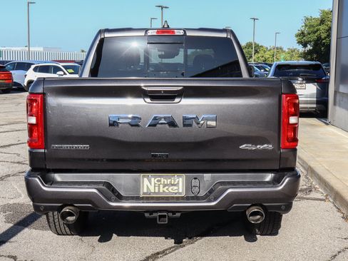 Used 2025 RAM 1500 Big Horn AWD/4WD image 5