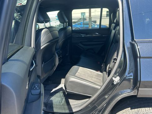 Used 2023 Jeep Grand Cherokee Altitude AWD/4WD image 36