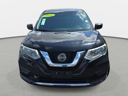 Used 2018 Nissan Rogue S FWD image 2