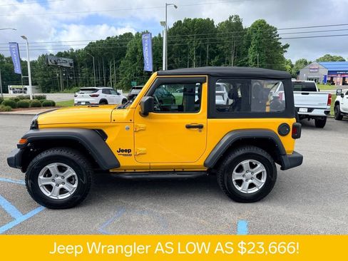 Used 2021 Jeep Wrangler Sport AWD/4WD image 3