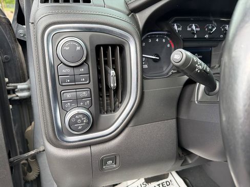 Used 2019 GMC Sierra 1500 SLT w/ SLT Premium Plus Package AWD/4WD image 22