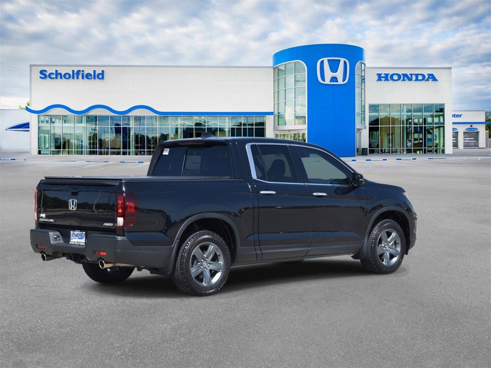 Used 2023 Honda Ridgeline RTL-E image 3
