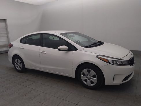 Used 2018 Kia Forte LX w/ LX Popular Package FWD image 11
