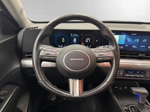 Used 2024 Hyundai Kona SEL AWD/4WD image 12
