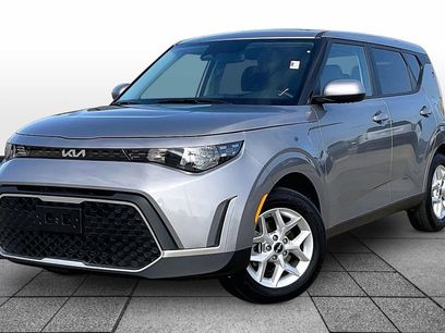 Used 2025 Kia Soul LX w/ LX Technology Package