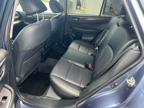 Used 2016 Subaru Outback 3.6R Limited image 14