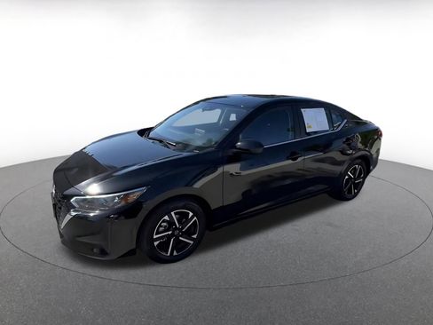 Used 2025 Nissan Sentra SV FWD image 8