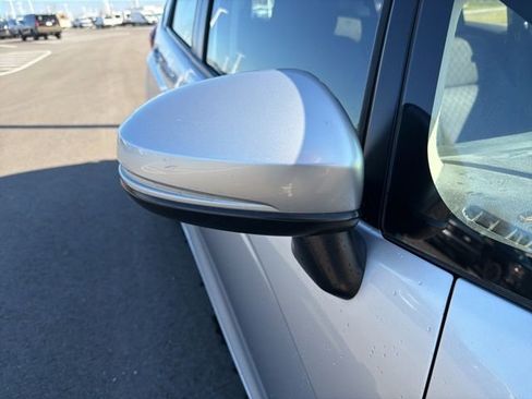 Used 2016 Honda Fit LX image 4