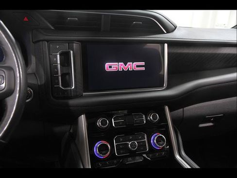 Used 2022 GMC Yukon Denali AWD/4WD image 10