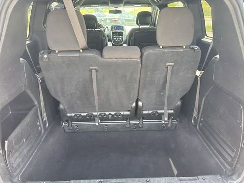 Used 2018 Dodge Grand Caravan SE FWD image 10