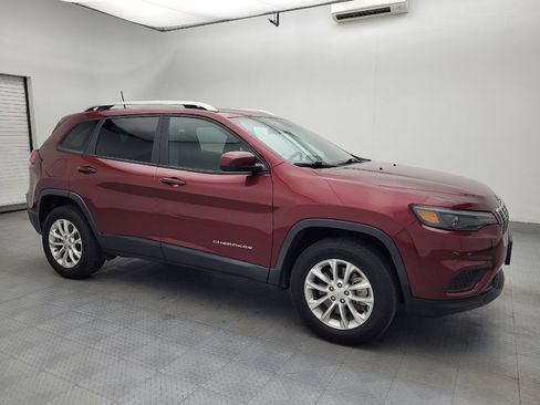Used 2020 Jeep Cherokee Latitude w/ Cold Weather Group image 11