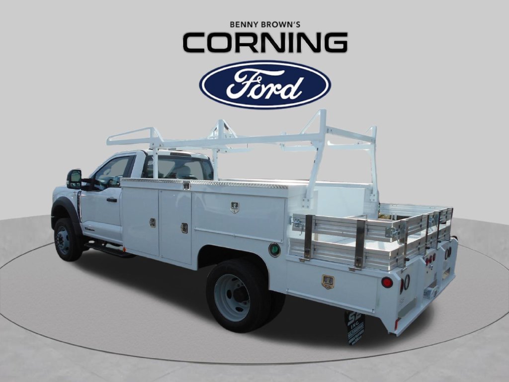 New 2024 Ford F550 4x4 Regular Cab Super Duty image 3