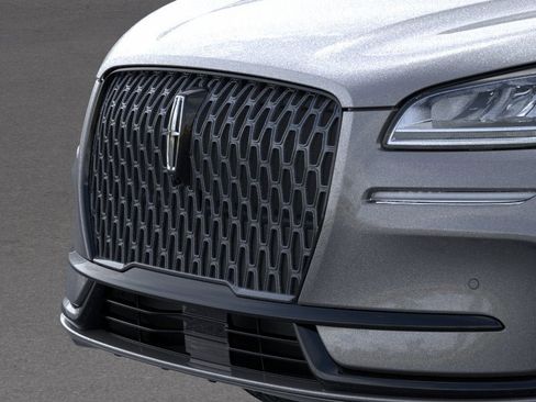 New 2026 Lincoln Corsair Premiere image 17