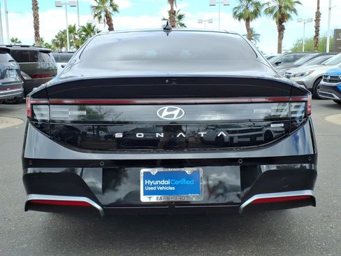 Certified 2025 Hyundai Sonata Limited FWD image 4