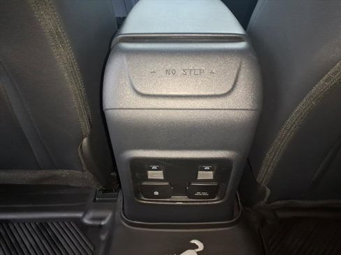 Used 2023 Ford Bronco Outer Banks w/ Sasquatch Package image 29