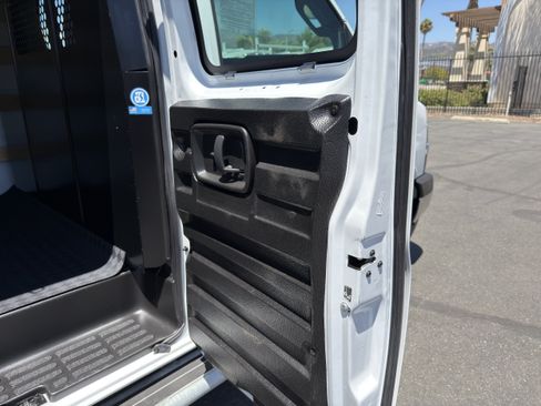 Used 2024 Chevrolet Express 2500 w/ Driver Convenience Package RWD image 13