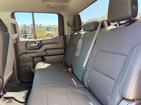 Used 2020 Chevrolet Silverado 1500 Custom w/ Custom Value Package image 9