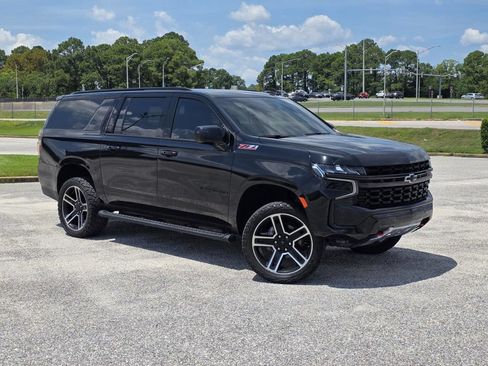 Used 2021 Chevrolet Suburban Z71 AWD/4WD image 1