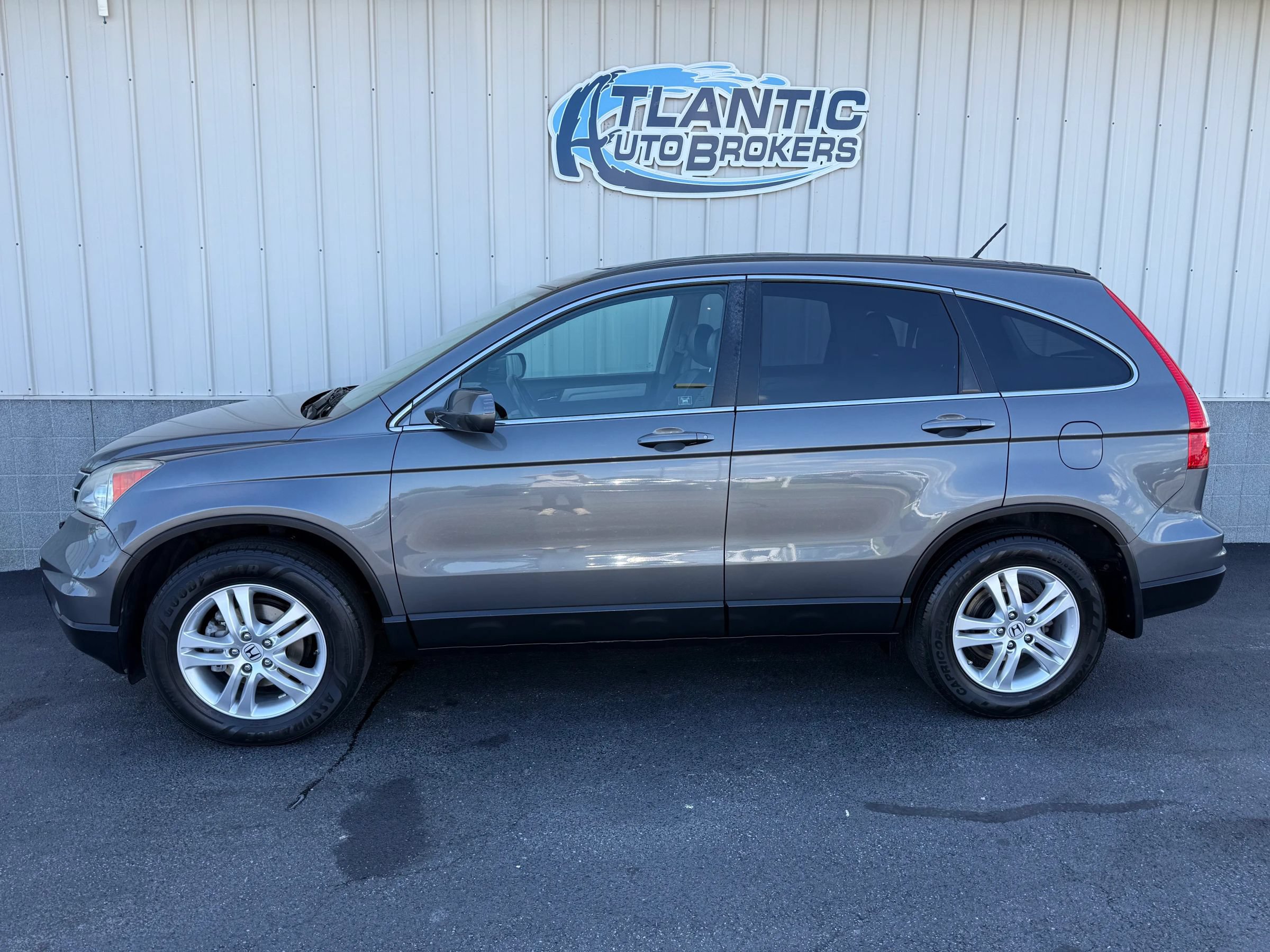 Used 2011 Honda CR-V EX-L image 2