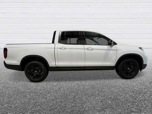 New 2026 Honda Ridgeline Black Edition image 7