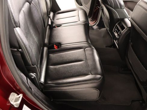 Used 2024 Jeep Grand Cherokee Limited RWD image 16