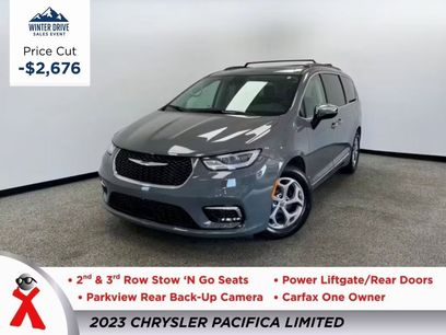 Used 2023 Chrysler Pacifica Limited