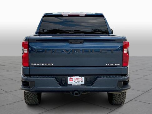 Used 2022 Chevrolet Silverado 1500 Custom image 5