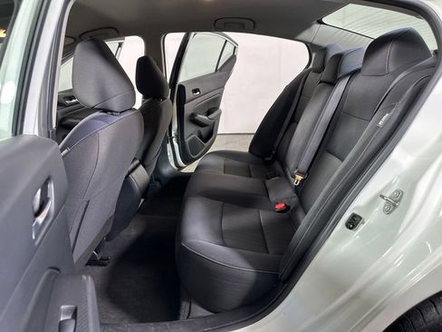 Used 2022 Nissan Altima 2.5 SV AWD/4WD image 17