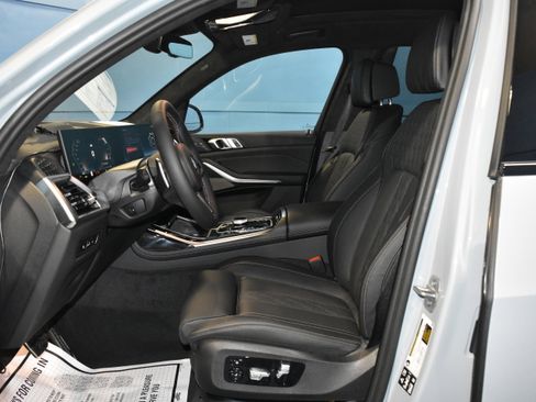 New 2026 BMW X7 M60i image 7
