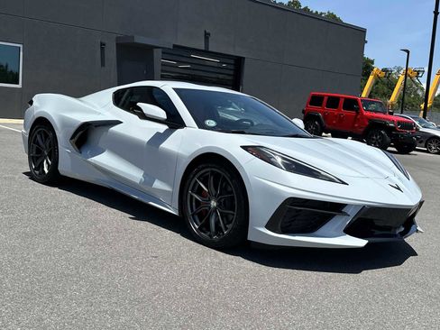 Used 2020 Chevrolet Corvette Stingray Premium Cpe w/ 3LT Preferred Equipment Group RWD image 2