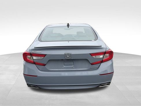 Used 2022 Honda Accord Sport image 4