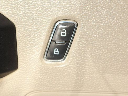 Used 2018 Ford F350 XL w/ Power Equipment Group RWD image 17