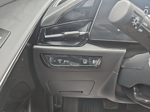 Used 2024 Kia Niro EX FWD image 48