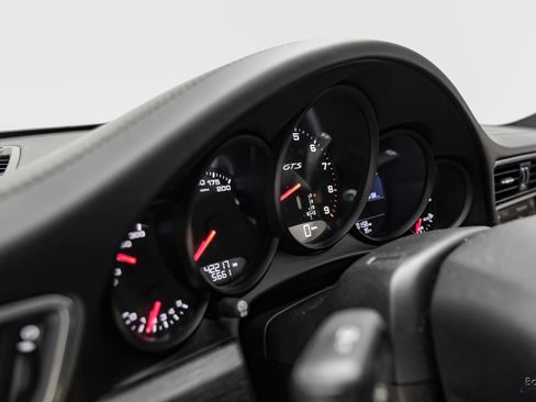 Used 2015 Porsche 911 Carrera GTS RWD image 33