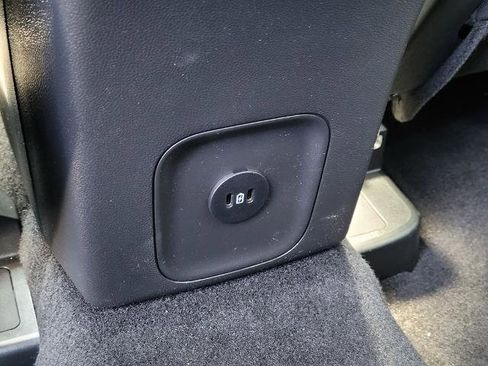 New 2025 Ford Escape SE image 8