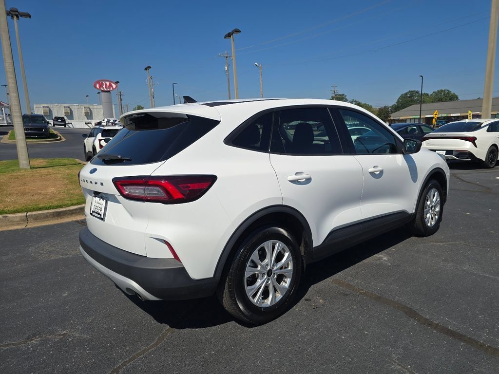 Used 2025 Ford Escape Active FWD image 3