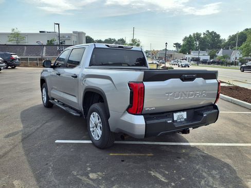 Used 2025 Toyota Tundra SR5 AWD/4WD image 26