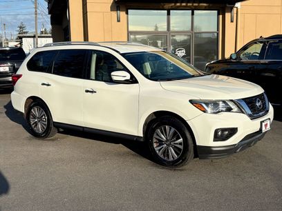 Used 2018 Nissan Pathfinder SV