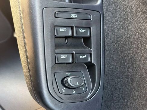 Used 2024 Volkswagen Taos SEL AWD/4WD image 20