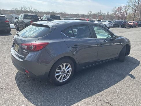 Used 2015 MAZDA MAZDA3 i Grand Touring image 4